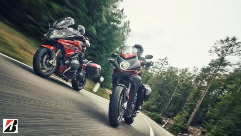 BRIDGESTONE PRÆSENTERER BATTLAX SPORT TOURING T32 OG T32GT MOTORCYKELDÆK SOM SÆTTER NYE STANDARDER I